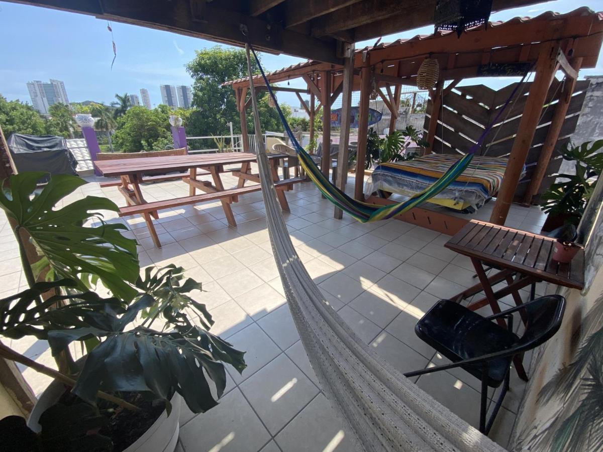 Wandering Monkey Guesthouse Mazatlán Esterno foto